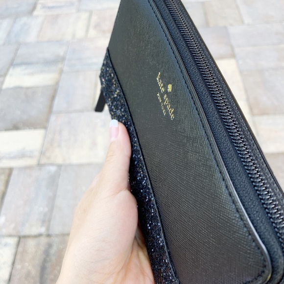 Gaby’sBags👜💕-Kate Spade Zip Around Wallet - Picture 4 of 7